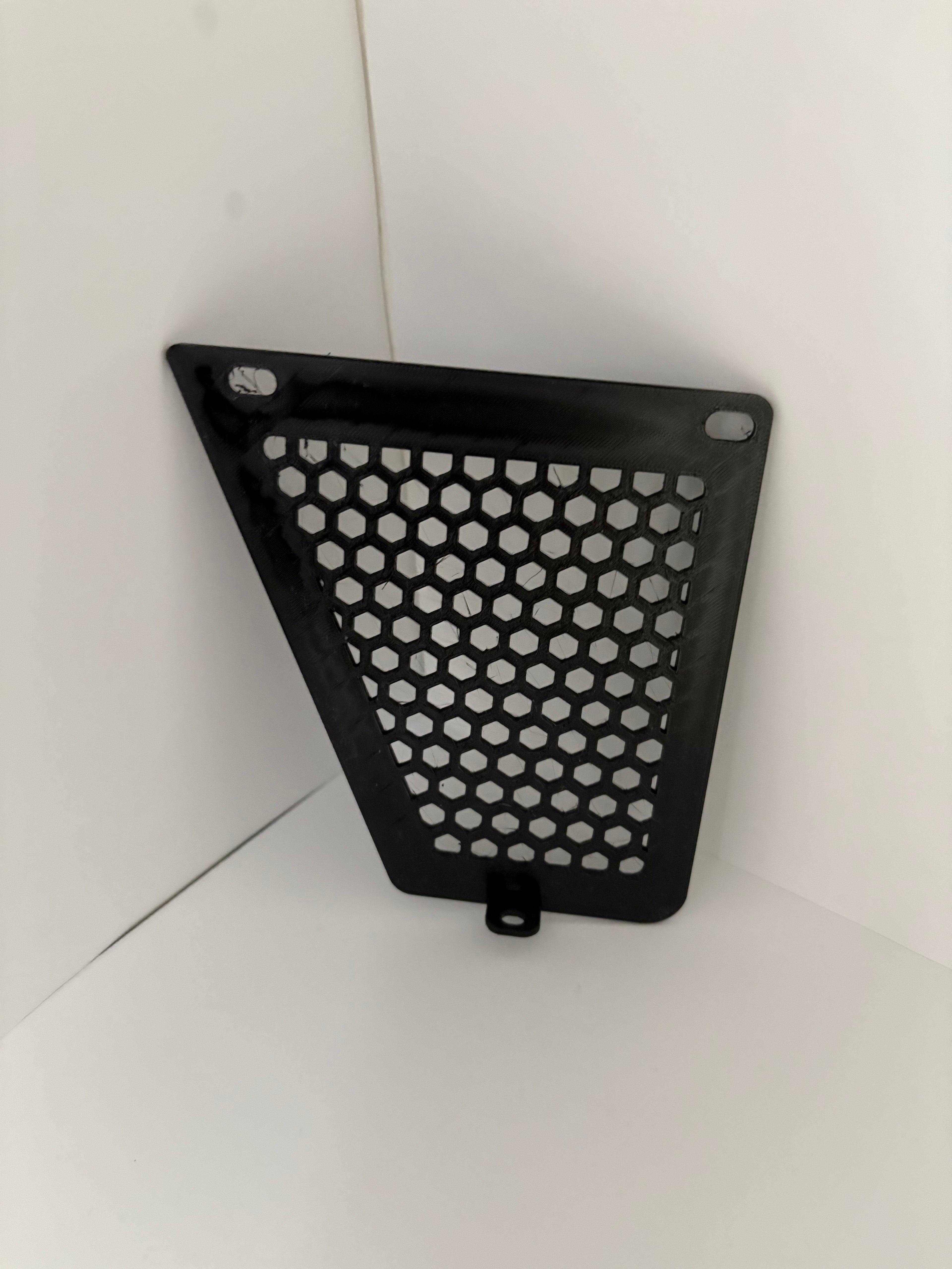 Tuttio Soleli 01 Motor Side Panel