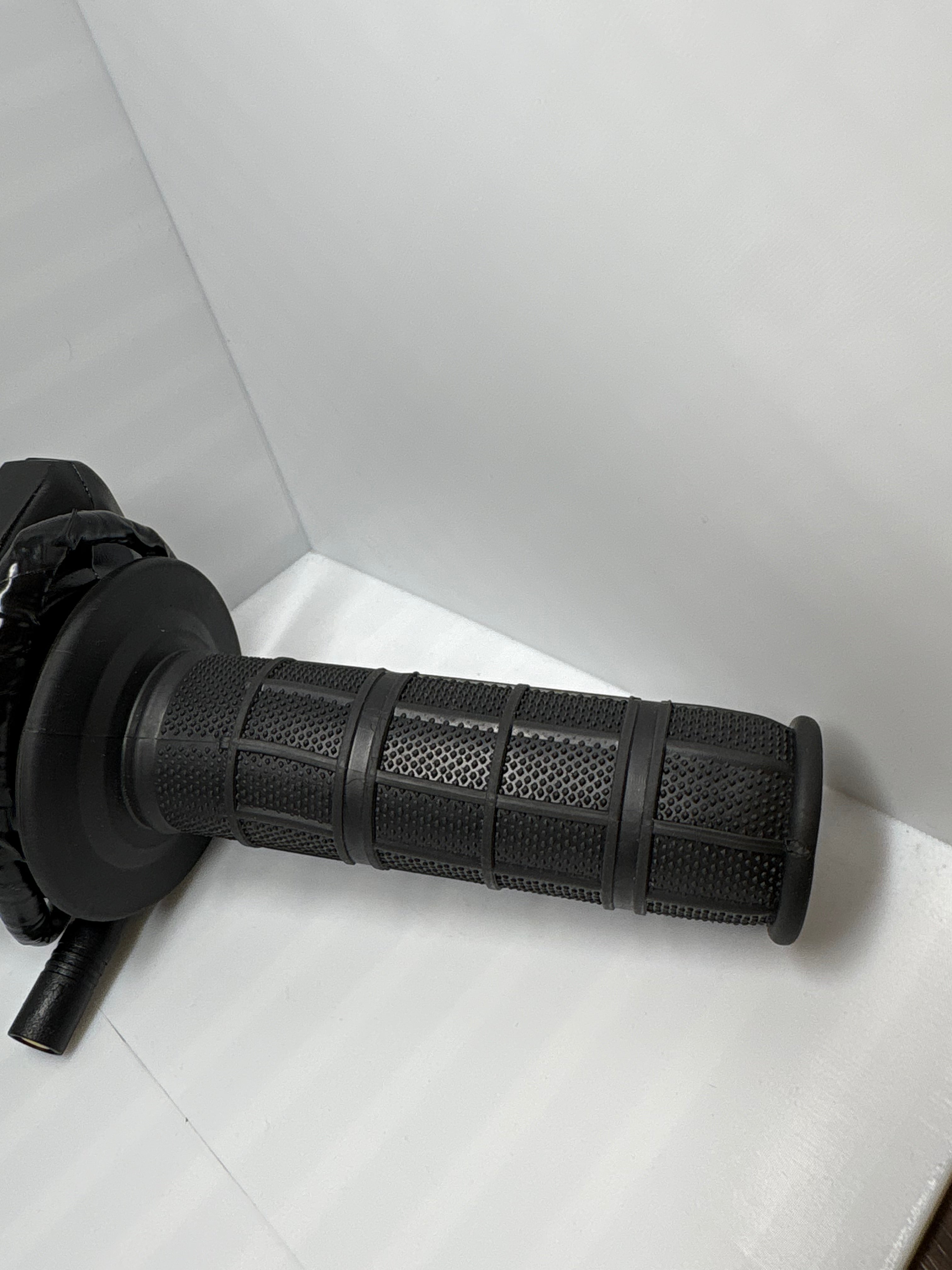 Plug and play Surron Throttle (preorder)